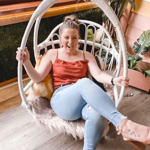 Meet your Posher, Teri-ann